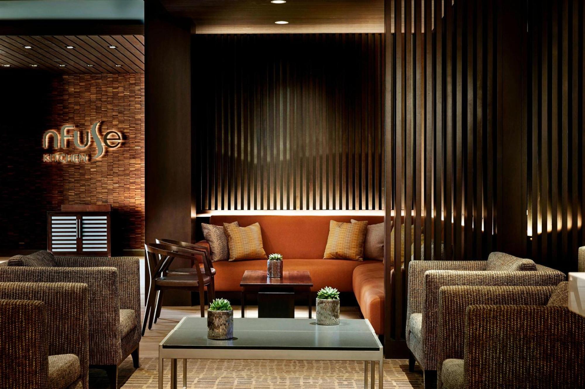 Готель Anaheim Marriott Екстер'єр фото